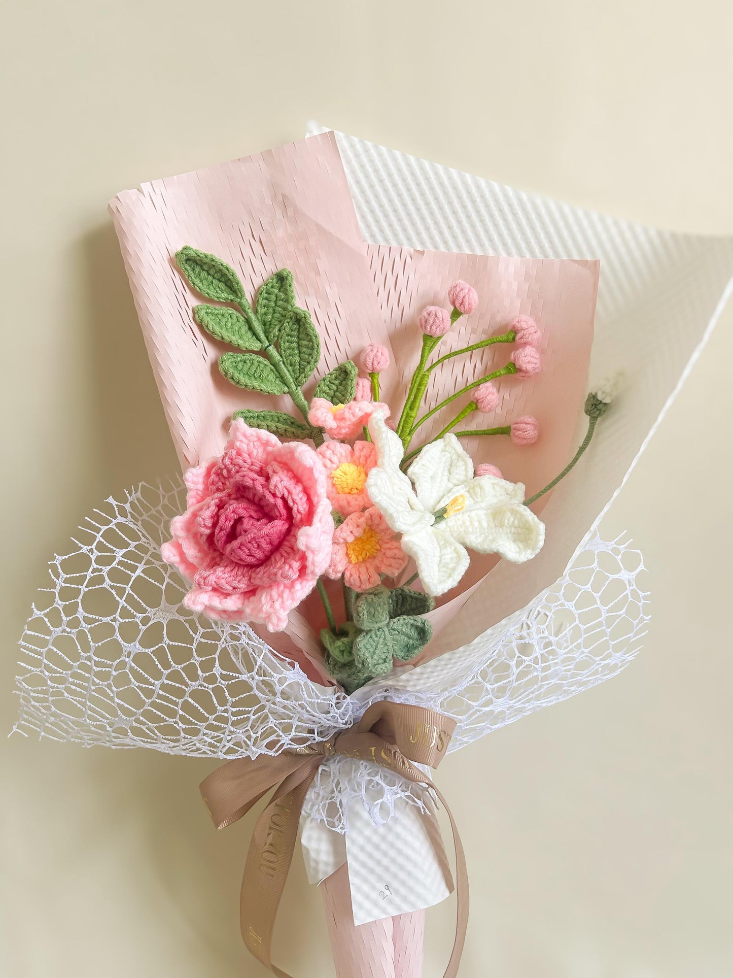 Handmade Crochet Flower Bouquet, Everlasting Floral Arrangement