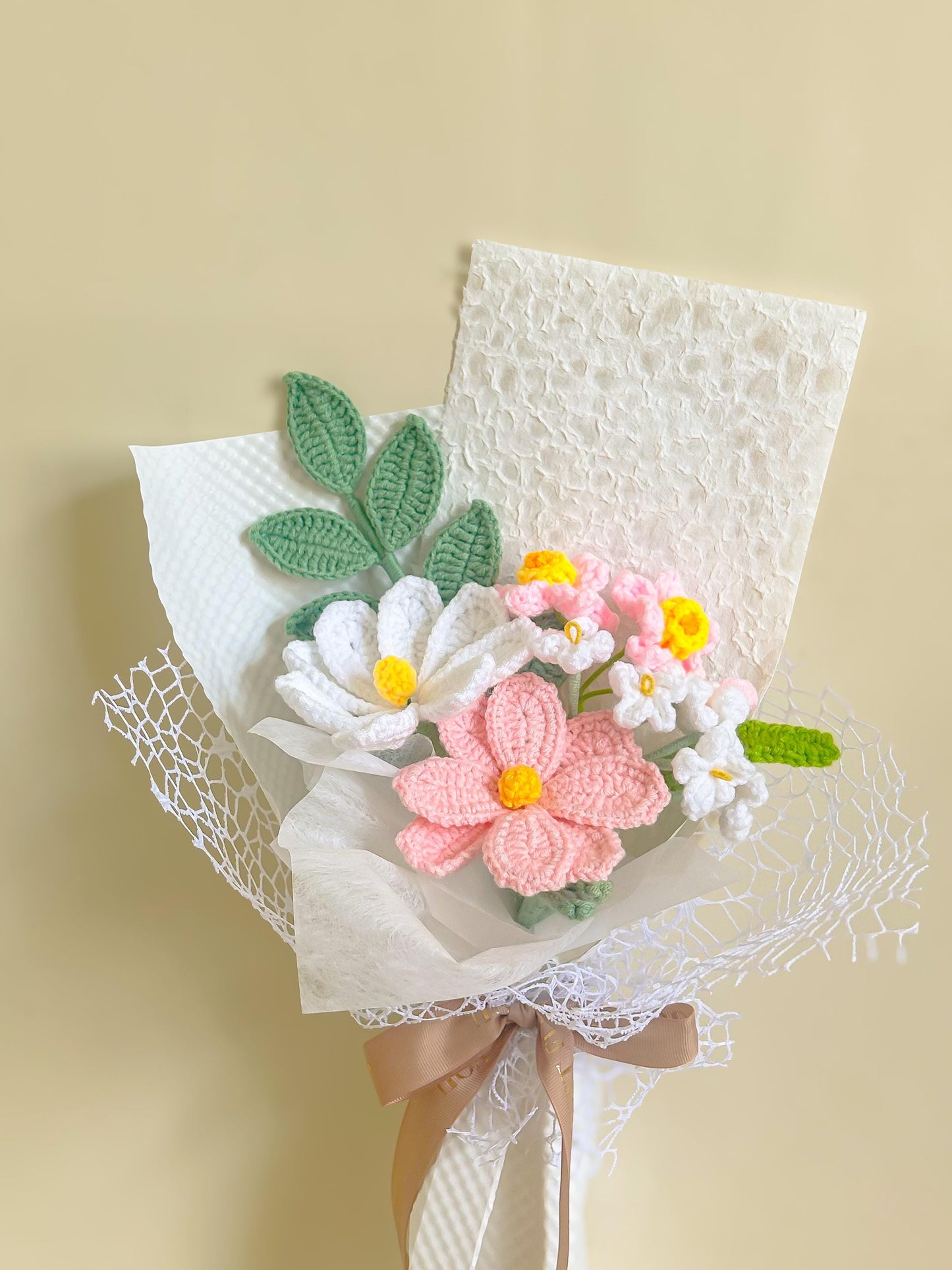 Handmade Crochet Rose Bouquet: Everlasting Floral Gift
