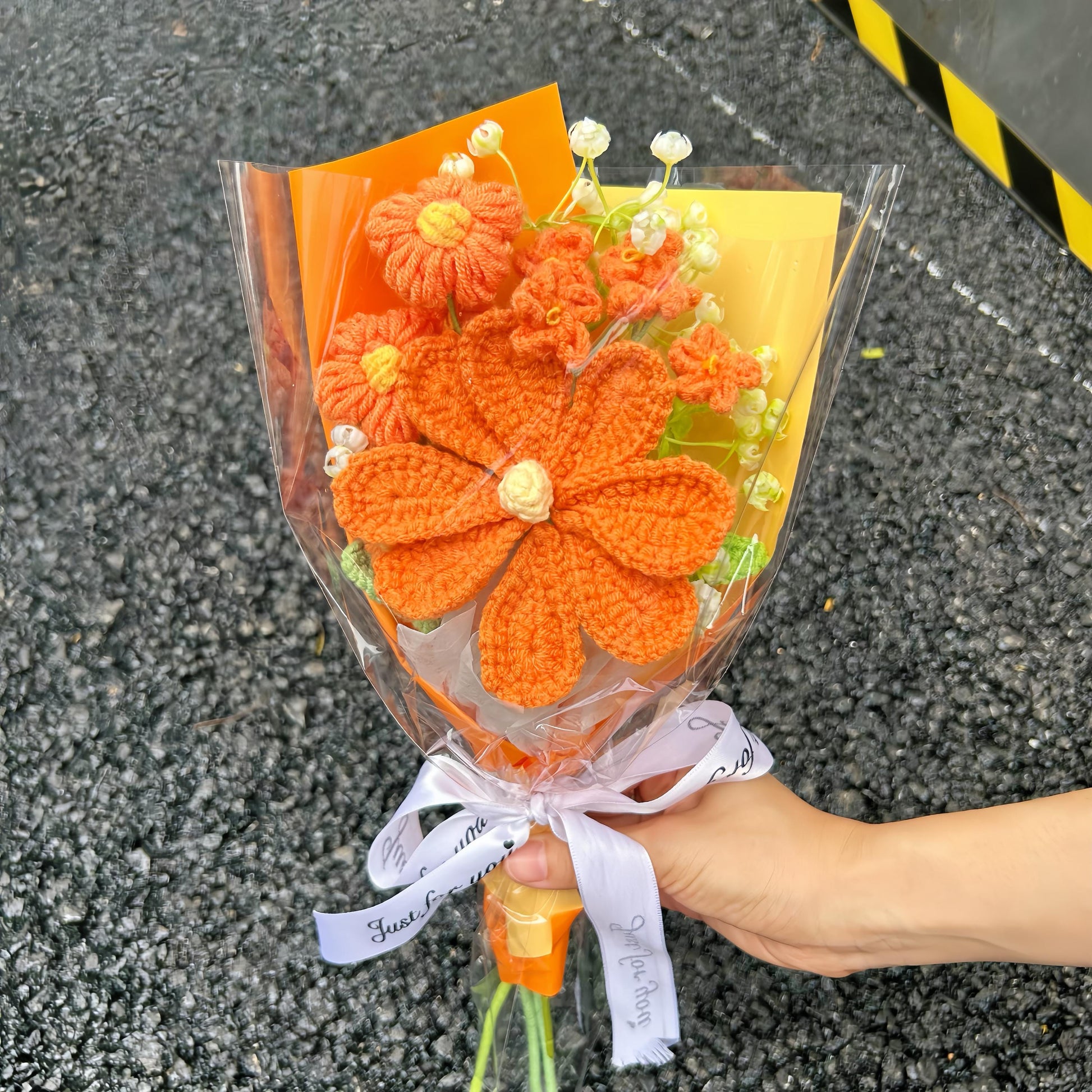 Crochet Small Flowers Bouquet,Handmade Flowers,Birthday,Anniversary,Bridesmaids,Congratulate Gifts For Girlfriend,Wife,Good Friend,Daughter