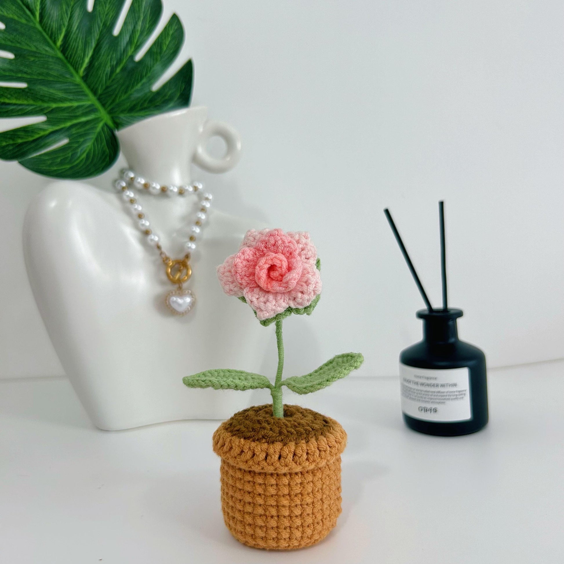 Crochet Flowers in Pot,Mini Potted Plants,Drochet Decorations,Home Table Decor,Birthday,Housewarming,Anniversary,Christmas Gifts for Her
