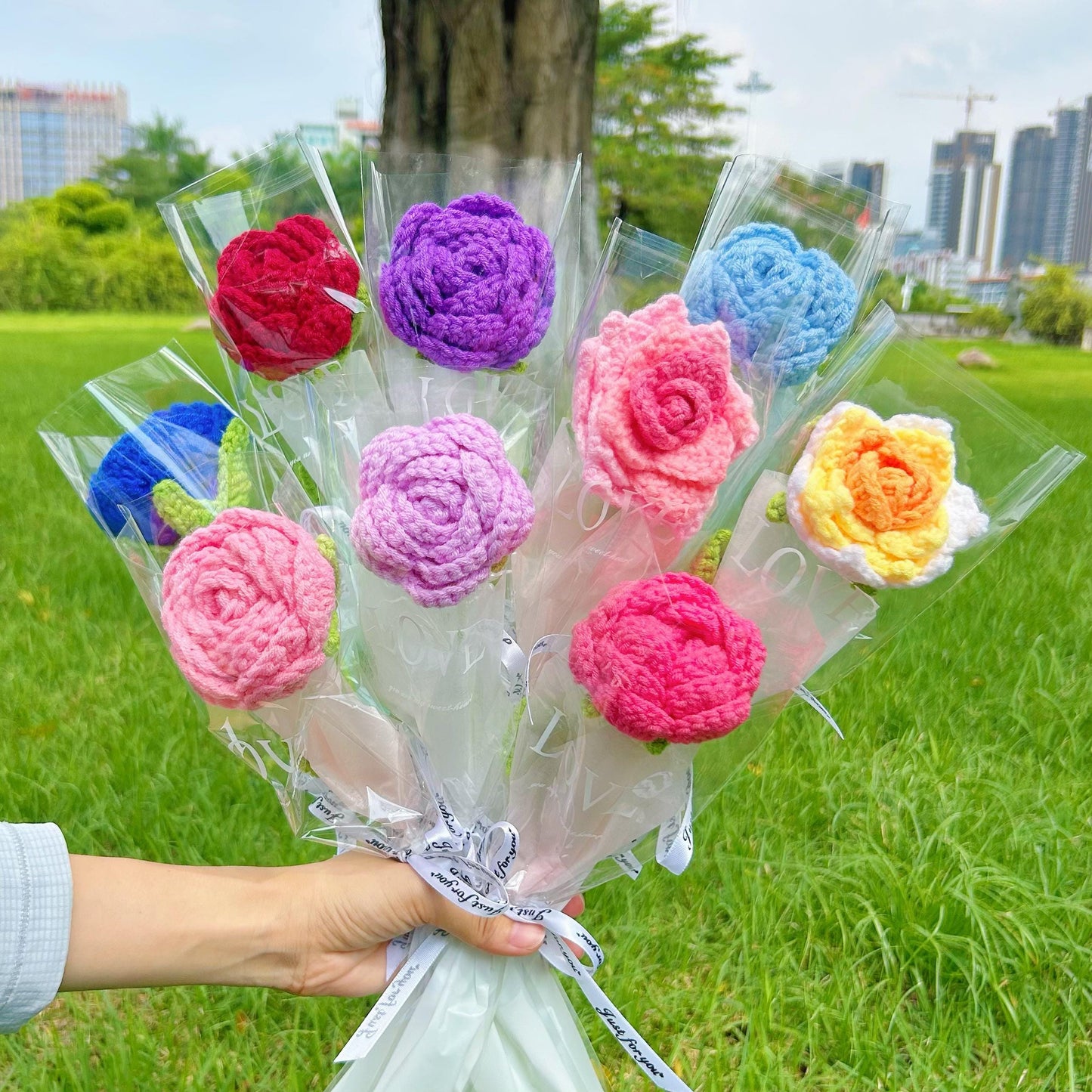 Crochet Rose Flower Bouquet,Handmade Flowers,Bridesmaid Gift,Birthday,Anniversary,Christmas gifts for Girlfriend,Daughter,Wife,Mother,Dad