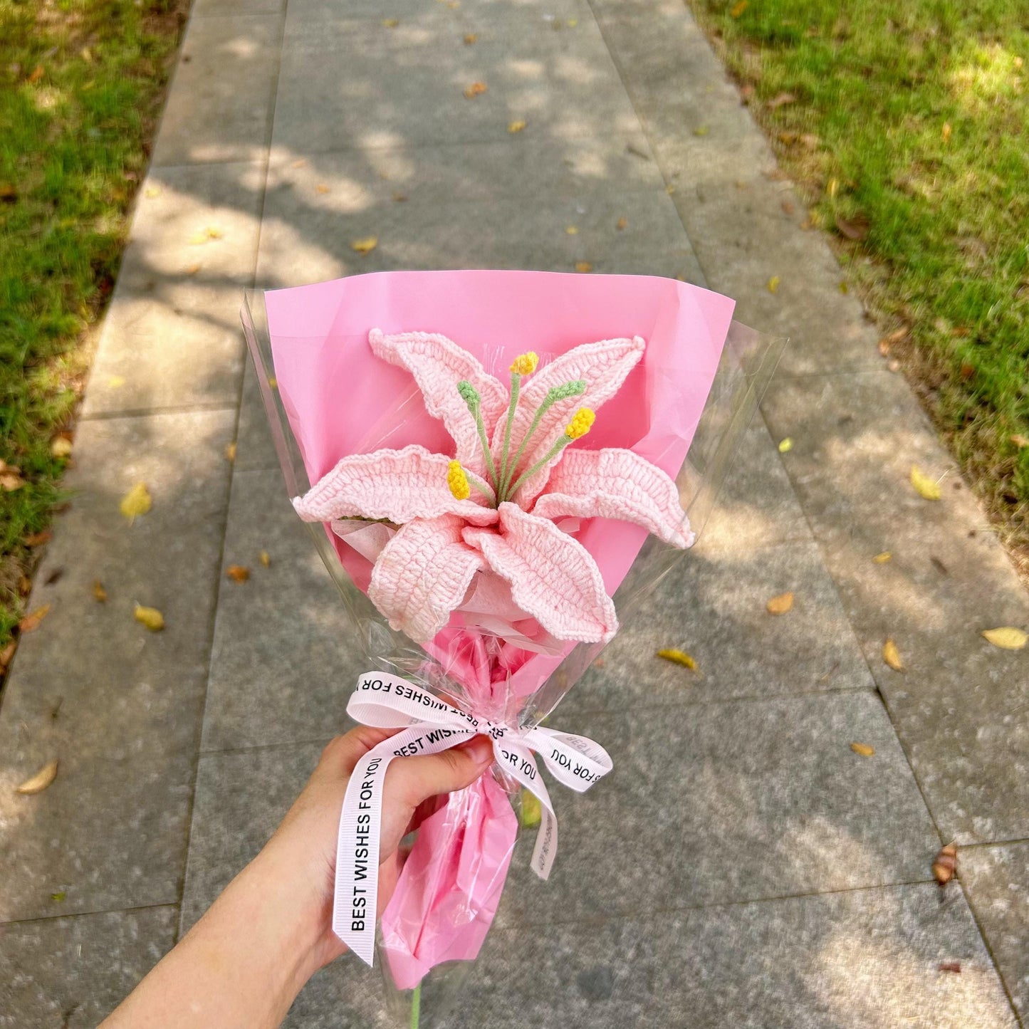 Crochet lily flower bouquet,handmade crochet flower,unique bridesmaid gift,forever flower,birthday,wedding,anniversary gift,for teacher,her
