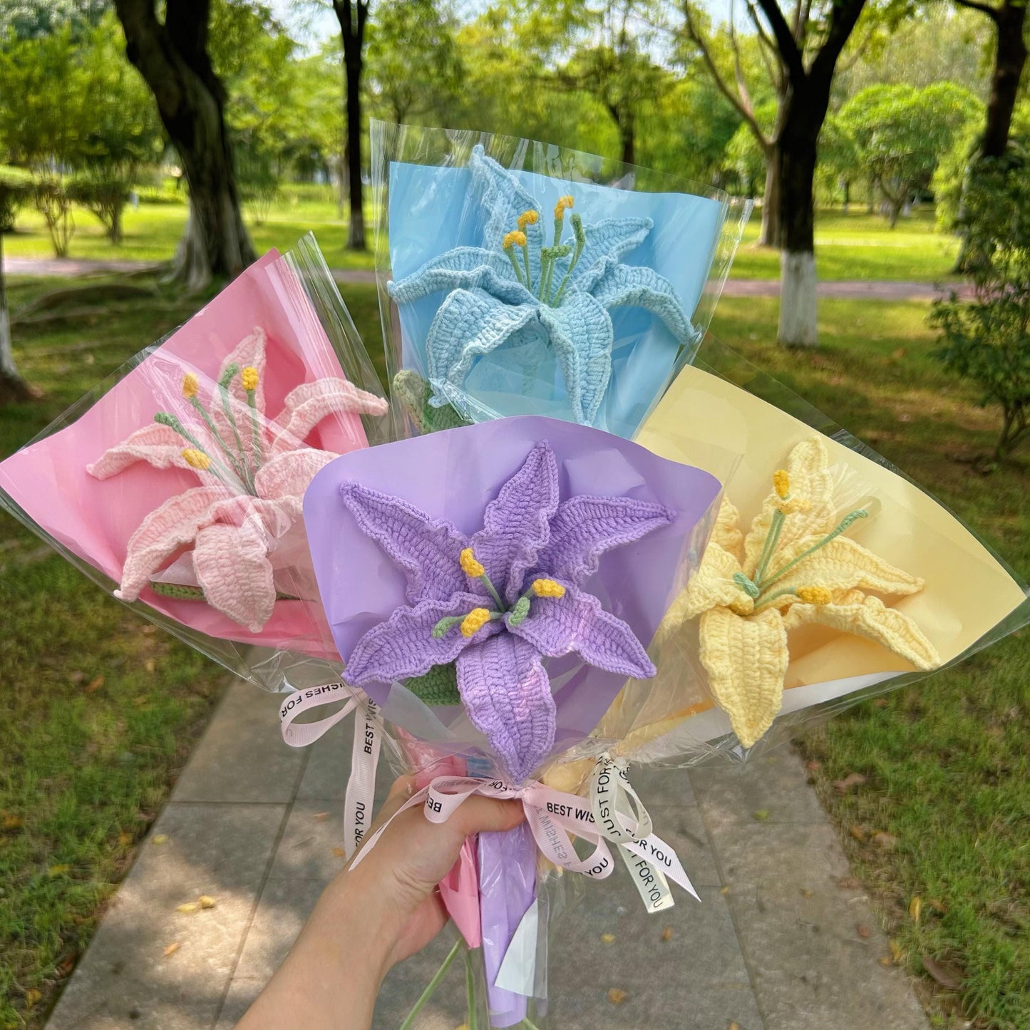 Crochet lily flower bouquet,handmade crochet flower,unique bridesmaid gift,forever flower,birthday,wedding,anniversary gift,for teacher,her