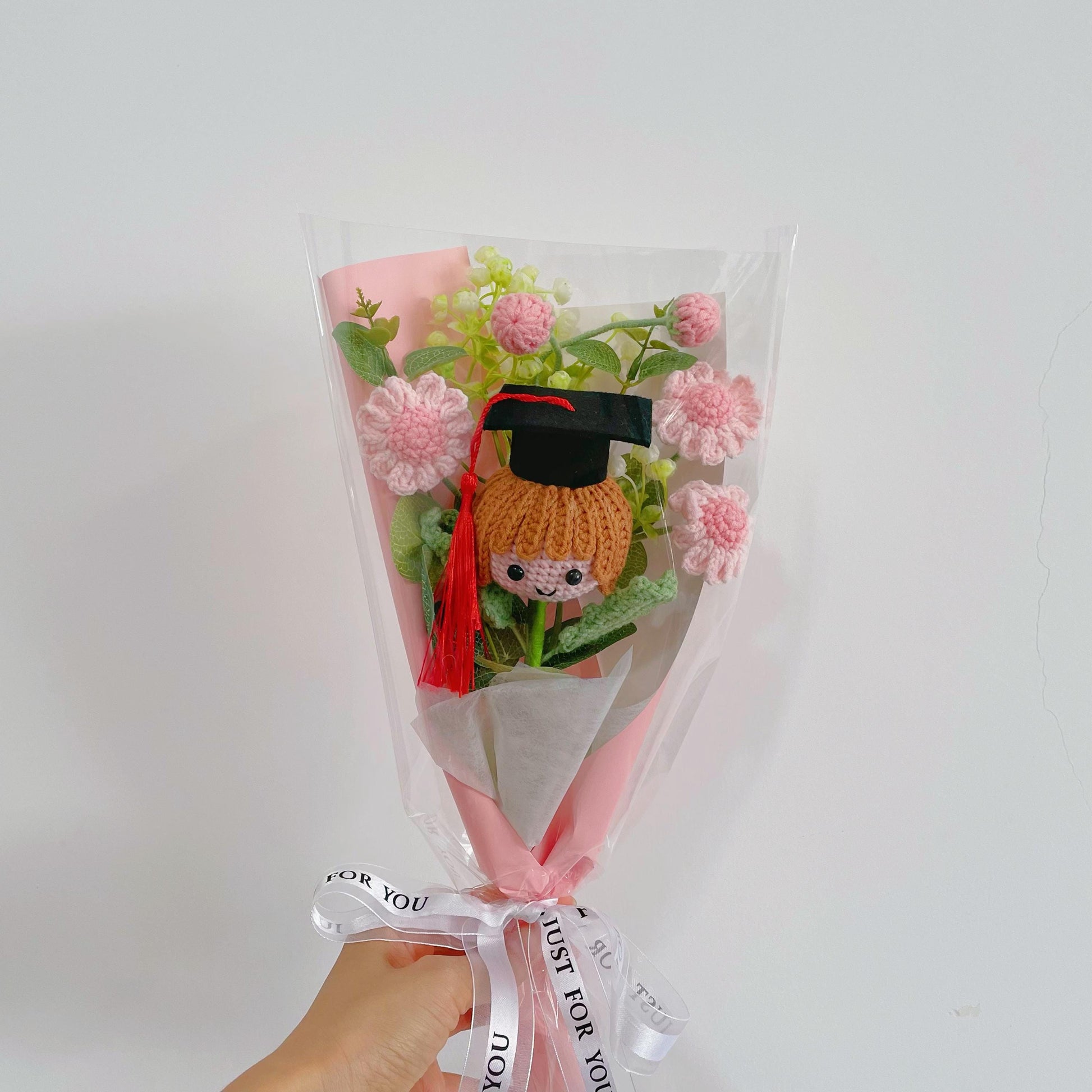 Crochet Graduation Bouquet,Personalized Doll Bouquet,Knit Tulip,Rose Flowers,Graduation,Birthday, Congratulatory gifts For Her/Her,Sister