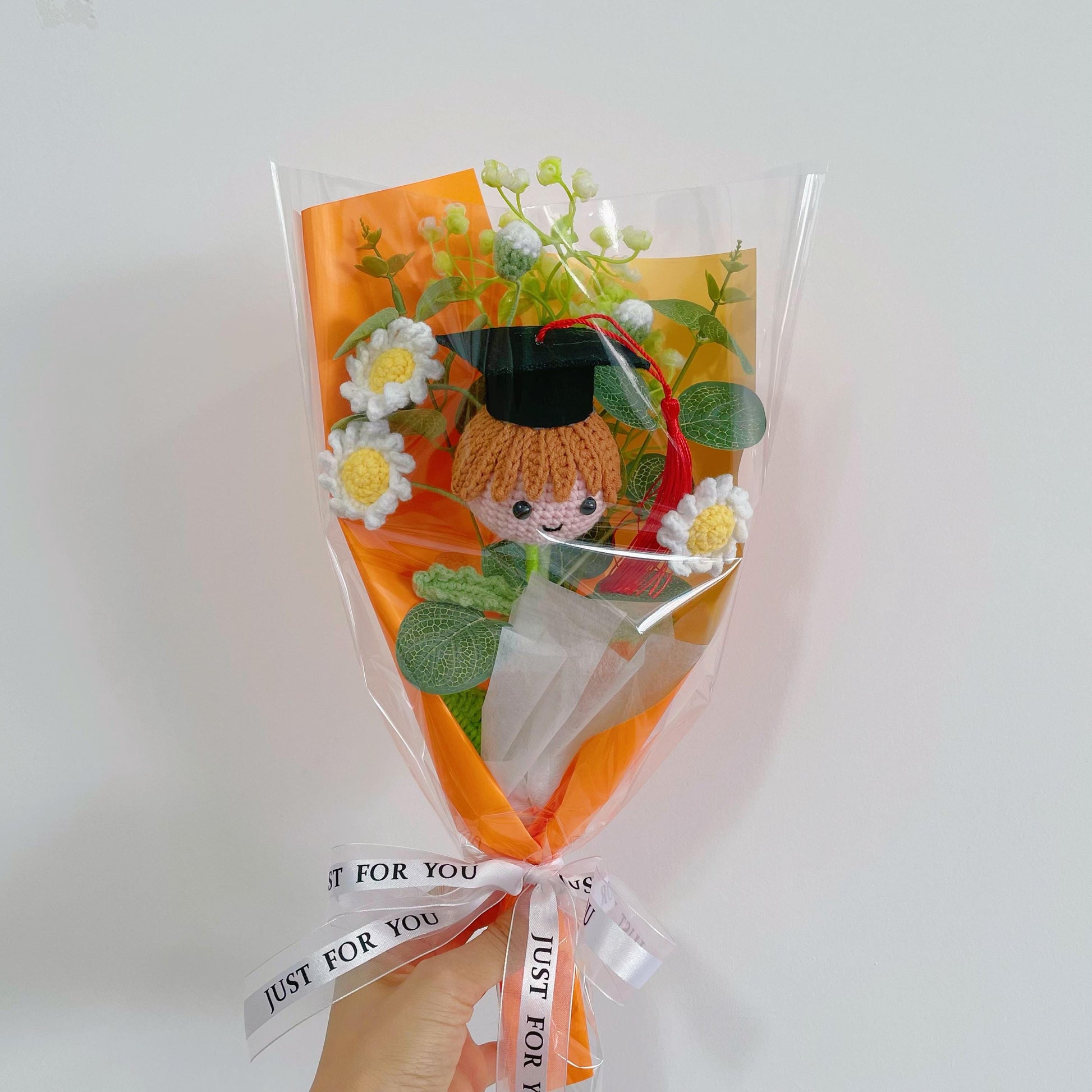 Graduation Doll Bouquet,Crochet Daisy Flower,Handmade flowers,Graduation gift For Kids,Friends